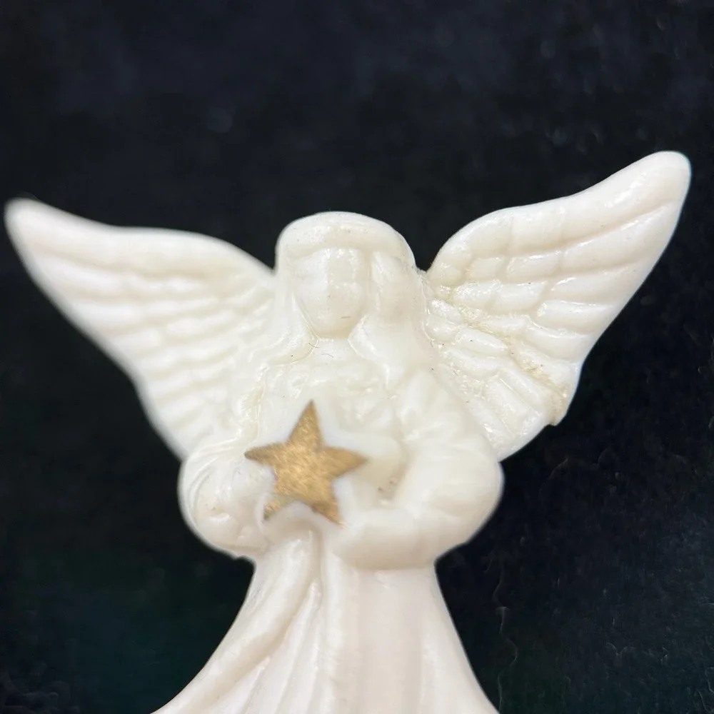 Vintage White Angel Holding Gold Star Brooch Pin Christmas Religious Novelty Y2K